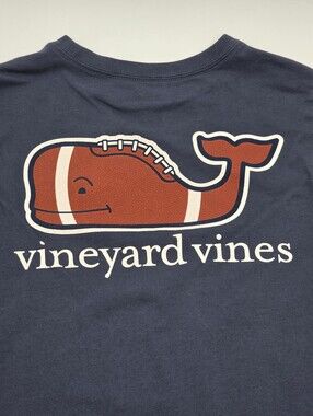 Vineyard Vines boys' football whale tee size S